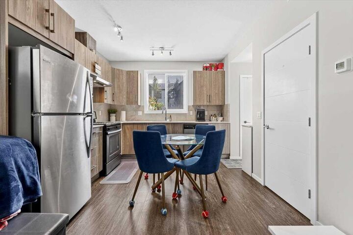 Property Photo:  26 Redstone Way NE  AB T3N 1M6 