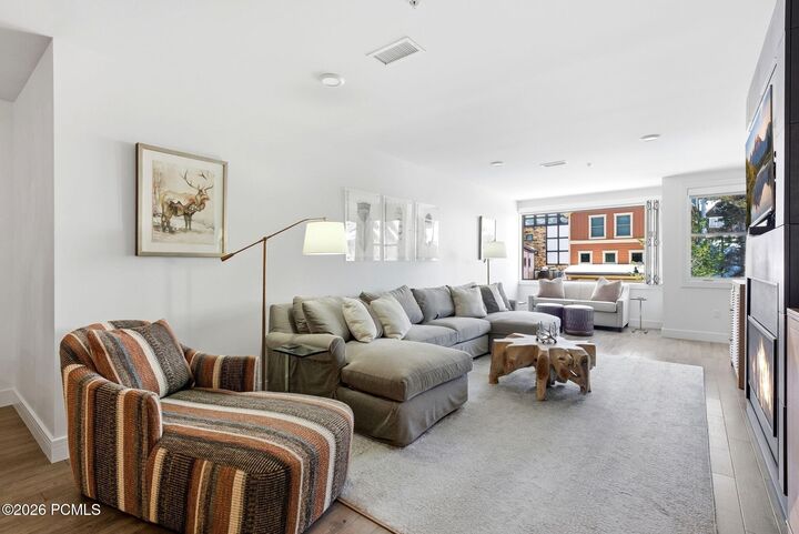 Property Photo:  820 Park Avenue 203  UT 84060 