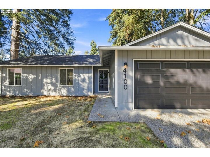 Property Photo:  4100 NE 153rd Ave  WA 98682 