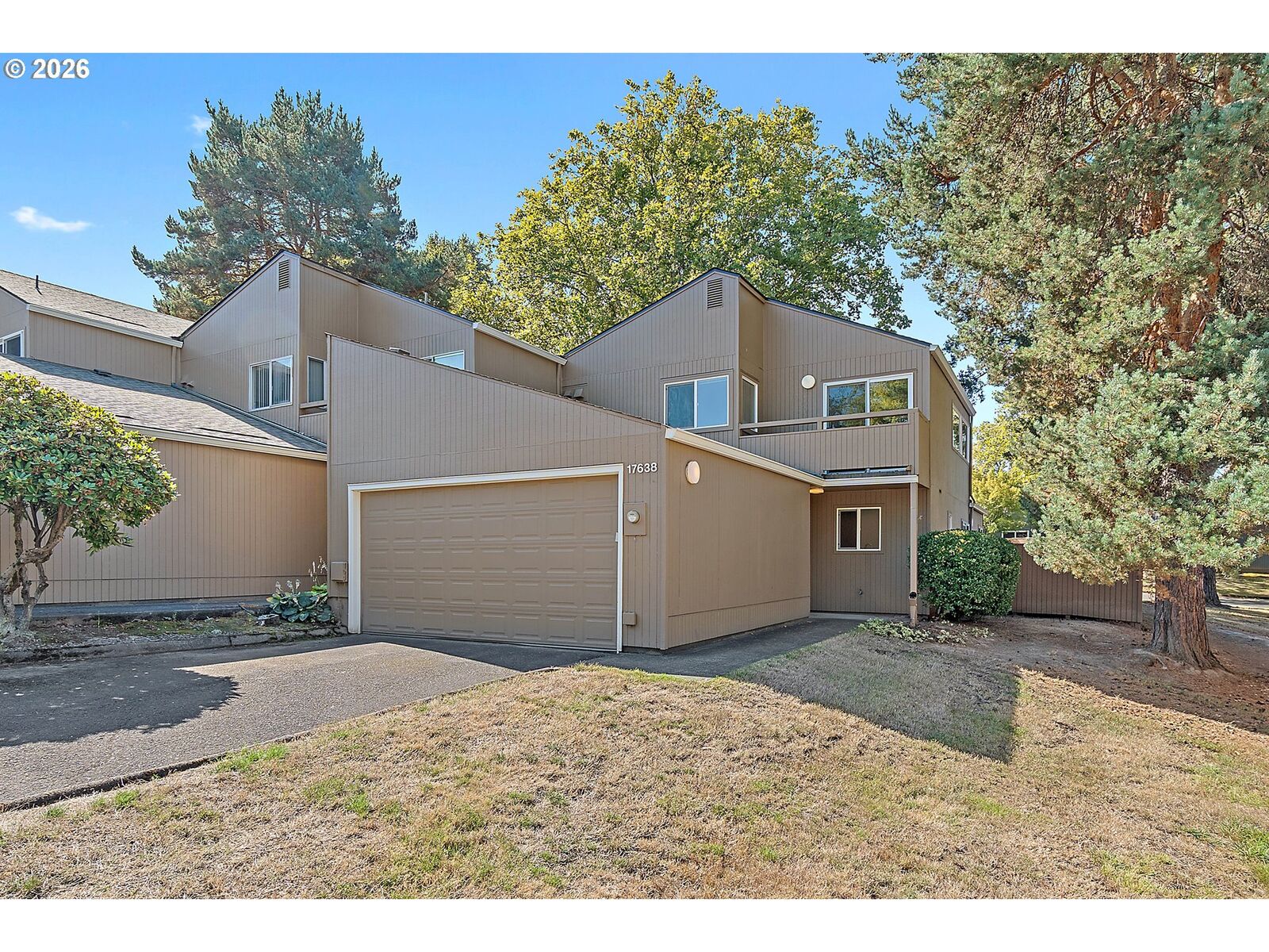 Property Photo:  17638 NW Shorewood Dr 502  OR 97006 
