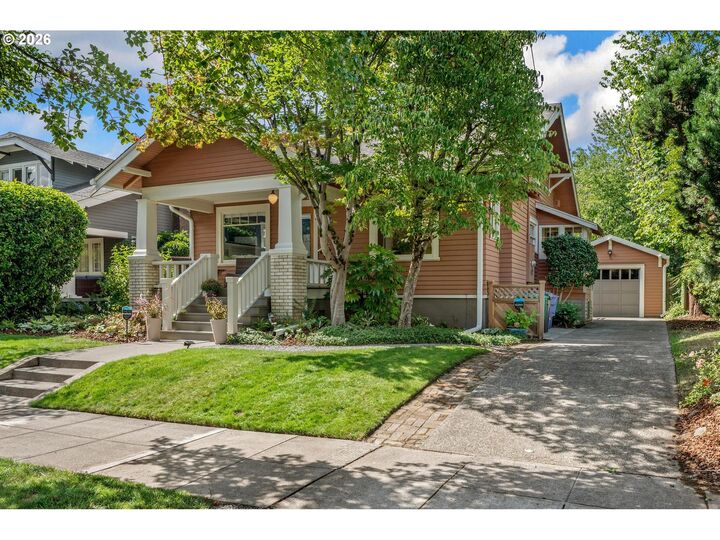Property Photo: 3715 NE 17th Ave OR 97212