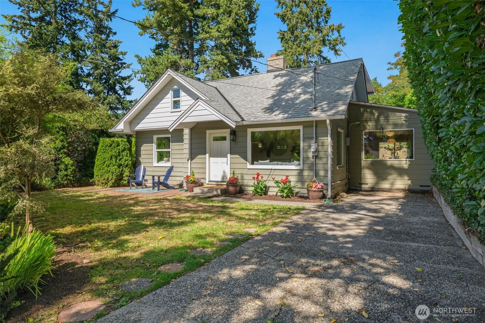 Property Photo: 320 NE 156th Street WA 98155