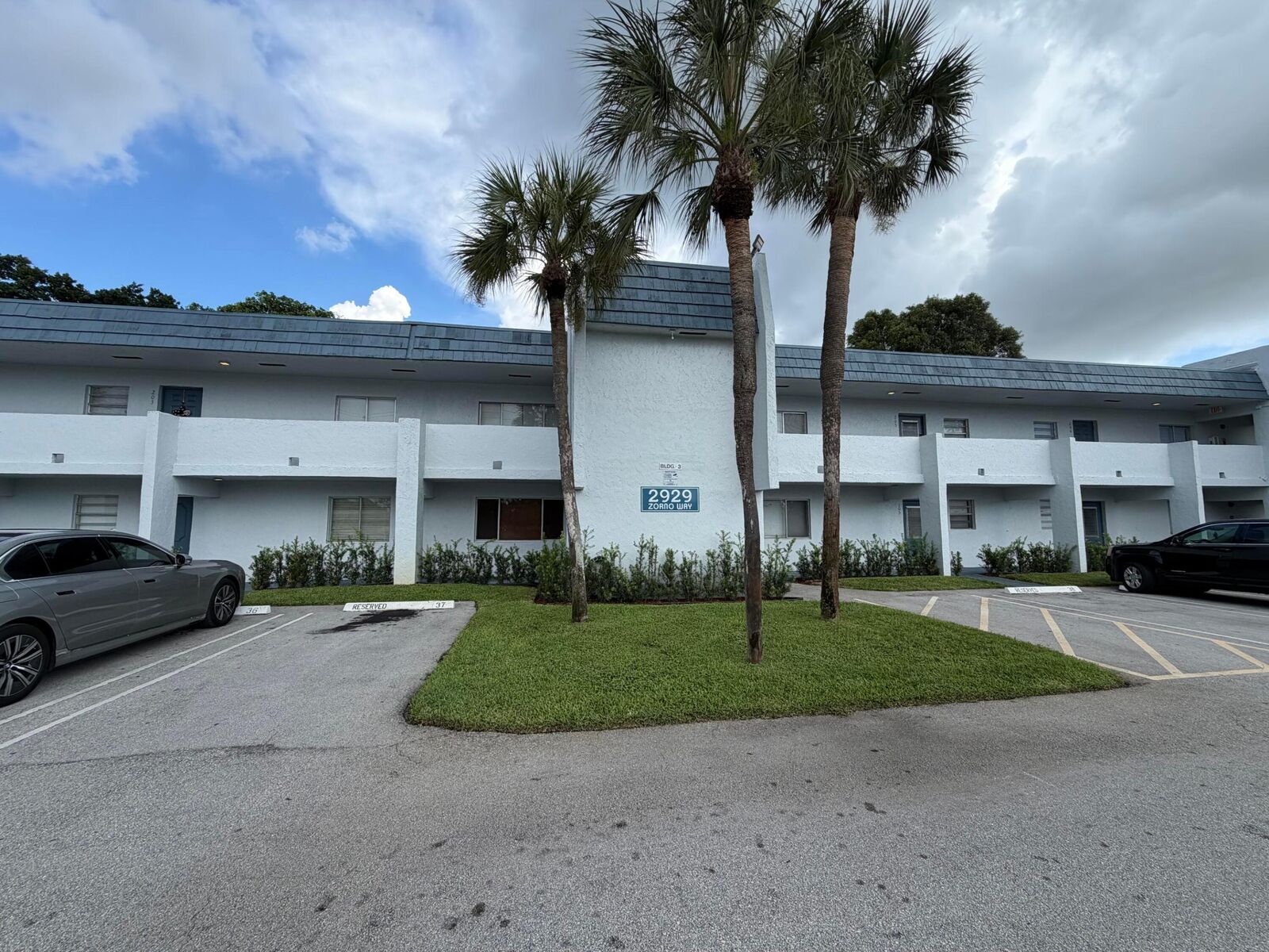 Property Photo: 2929 Zorno Way 104 FL 33445