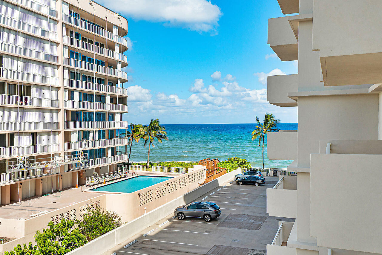 Property Photo:  3215 S Ocean Boulevard 302  FL 33487 