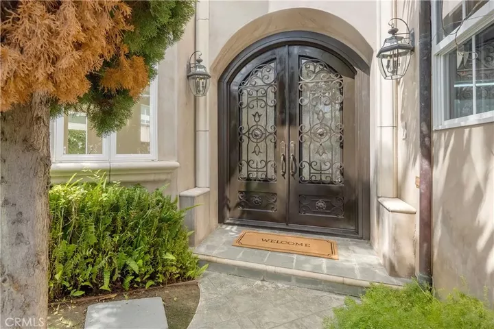 Property Photo:  1627 Gates Avenue  CA 90266 