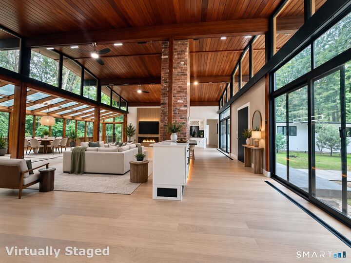 Property Photo:  61 Ox Bow Lane  CT 06525 