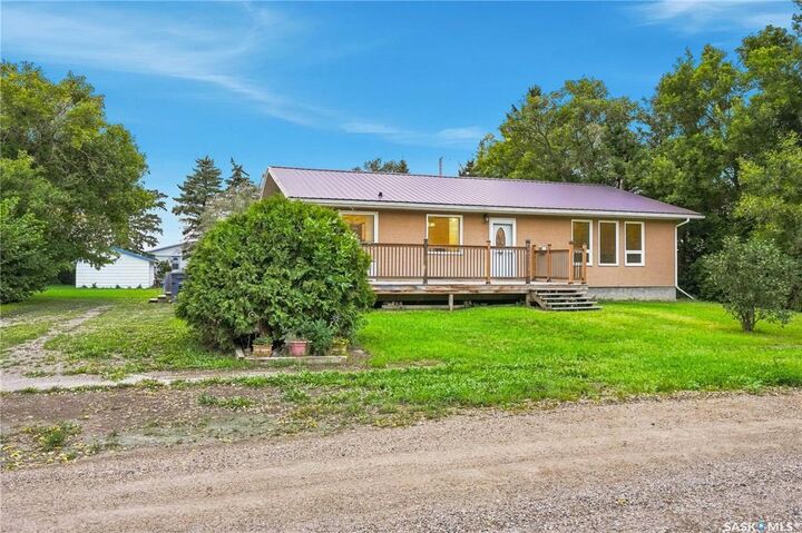 Property Photo:  102 Campkin Street  SK S0G 1V0 