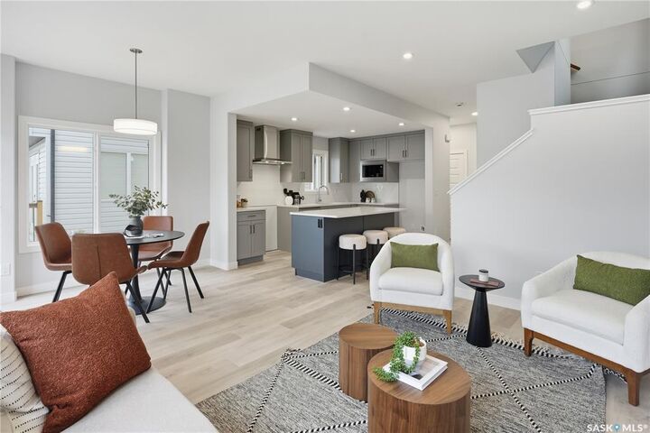 Property Photo:  575 Cockcroft Court  SK S7V 1Y8 