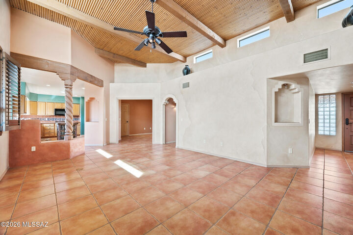 Property Photo:  889 W Camino Tierra Libre  AZ 85614 