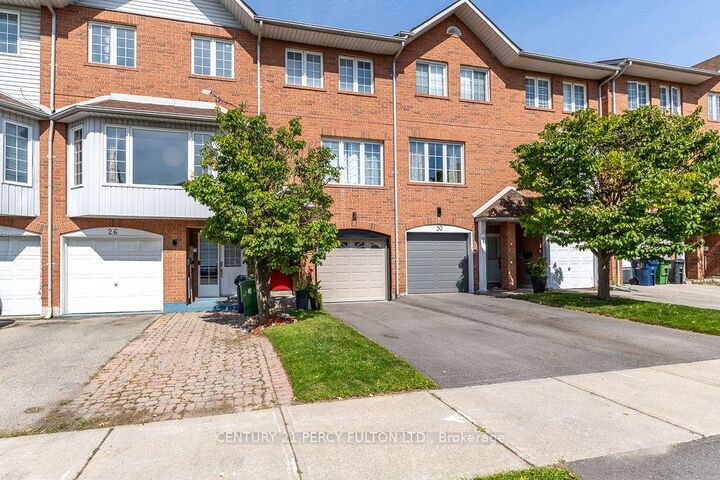 Property Photo:  28 Rumi Crescent  ON M4A 2X6 