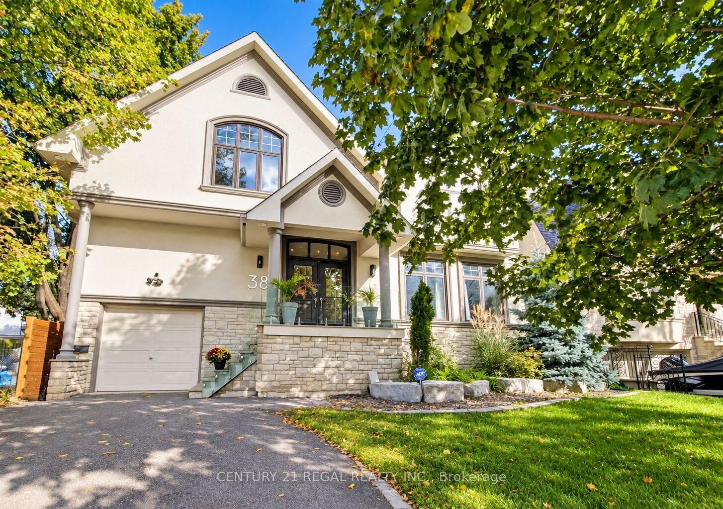 Property Photo:  38 Mattice Road  ON M9A 1E6 