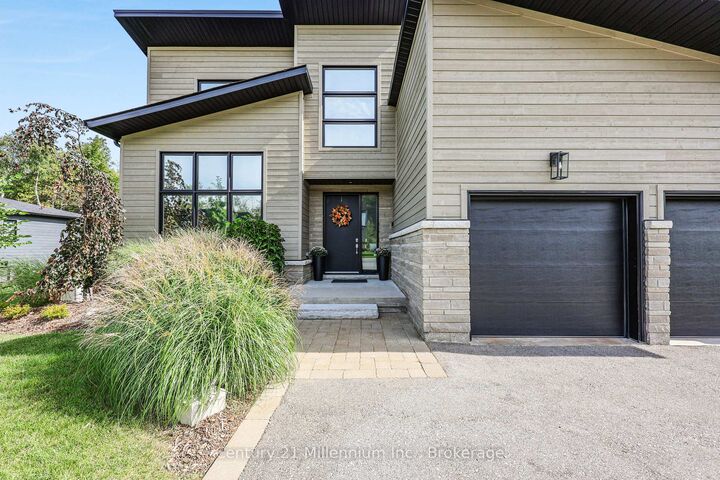 Property Photo: 103 Tekiah Road ON N0H 1J0