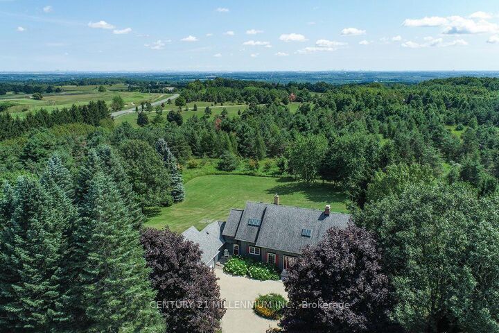 Photo de la propriété:  4845 Escarpment Side Road  ON L7C 0A7 