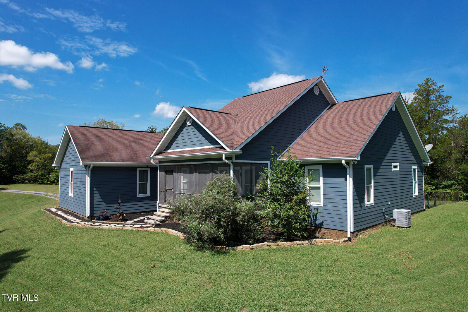 Property Photo:  429 Beech Grove Road  TN 37711 