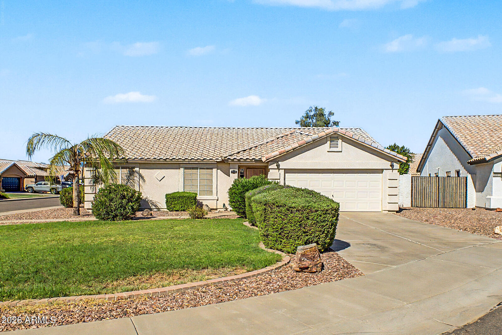 Property Photo:  938 S San Joaquin Court  AZ 85296 