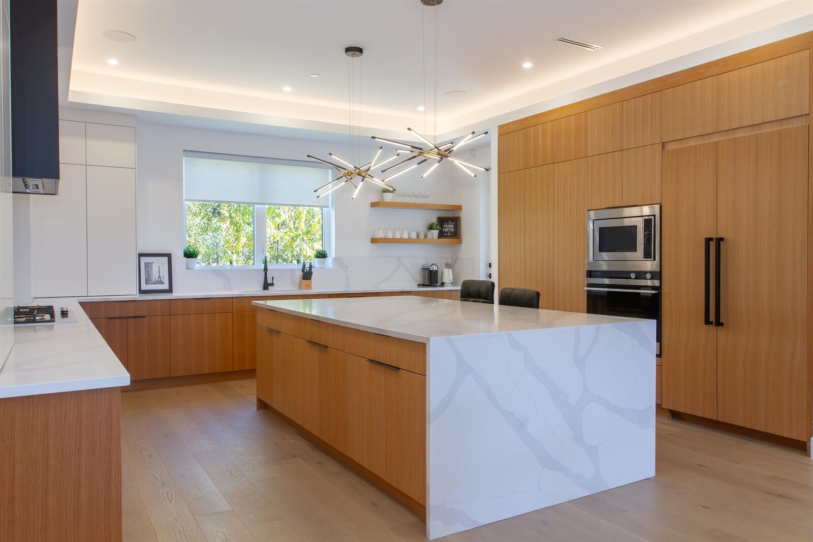 Property Photo:  3385 Mamquam Road 8  BC V8B 0E3 