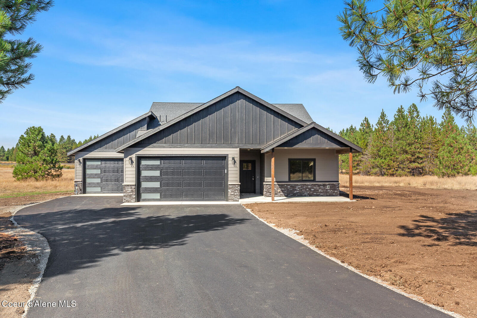 Property Photo:  26979 Asulkan Street  ID 83801 