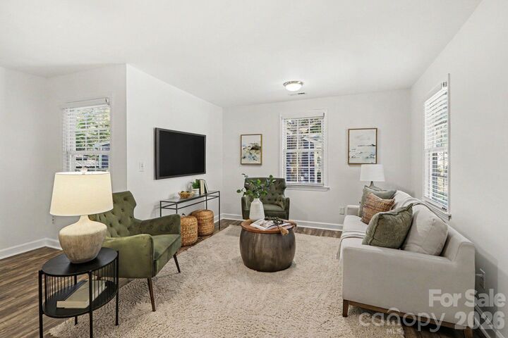 Property Photo:  113 N Smallwood Place  NC 28216 