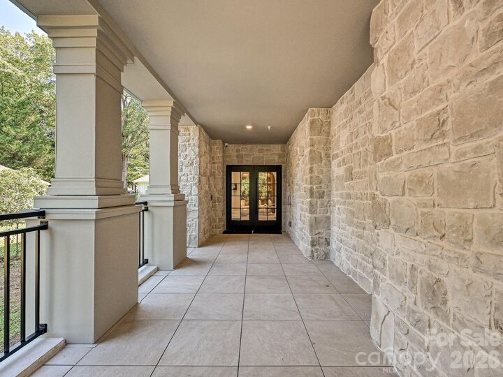 Property Photo:  409 Queens Road 303  NC 28207 