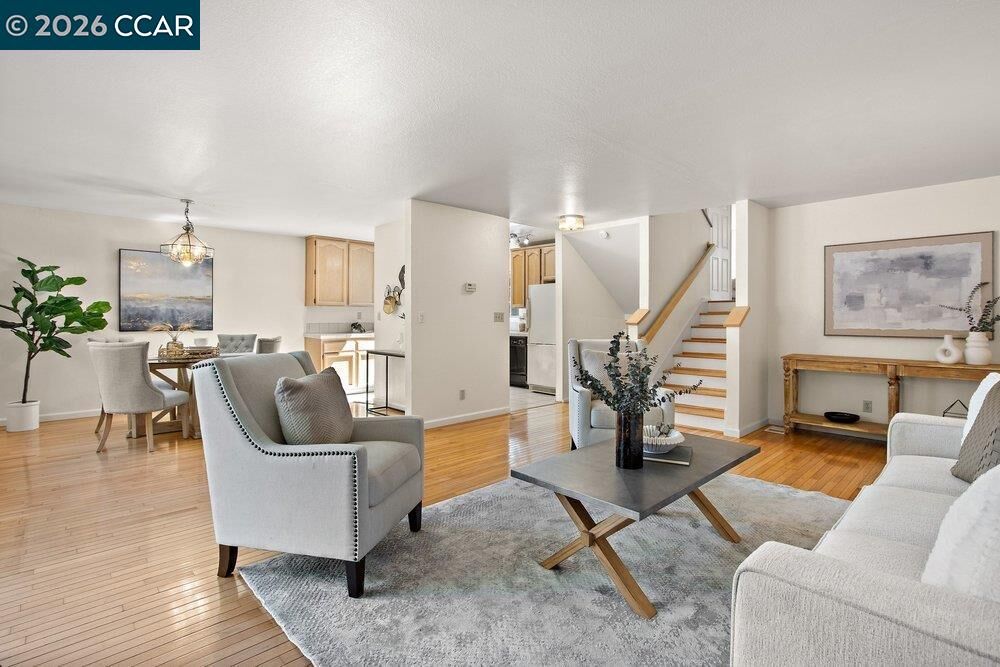 Property Photo: 244 Hillcrest Ct CA 94523