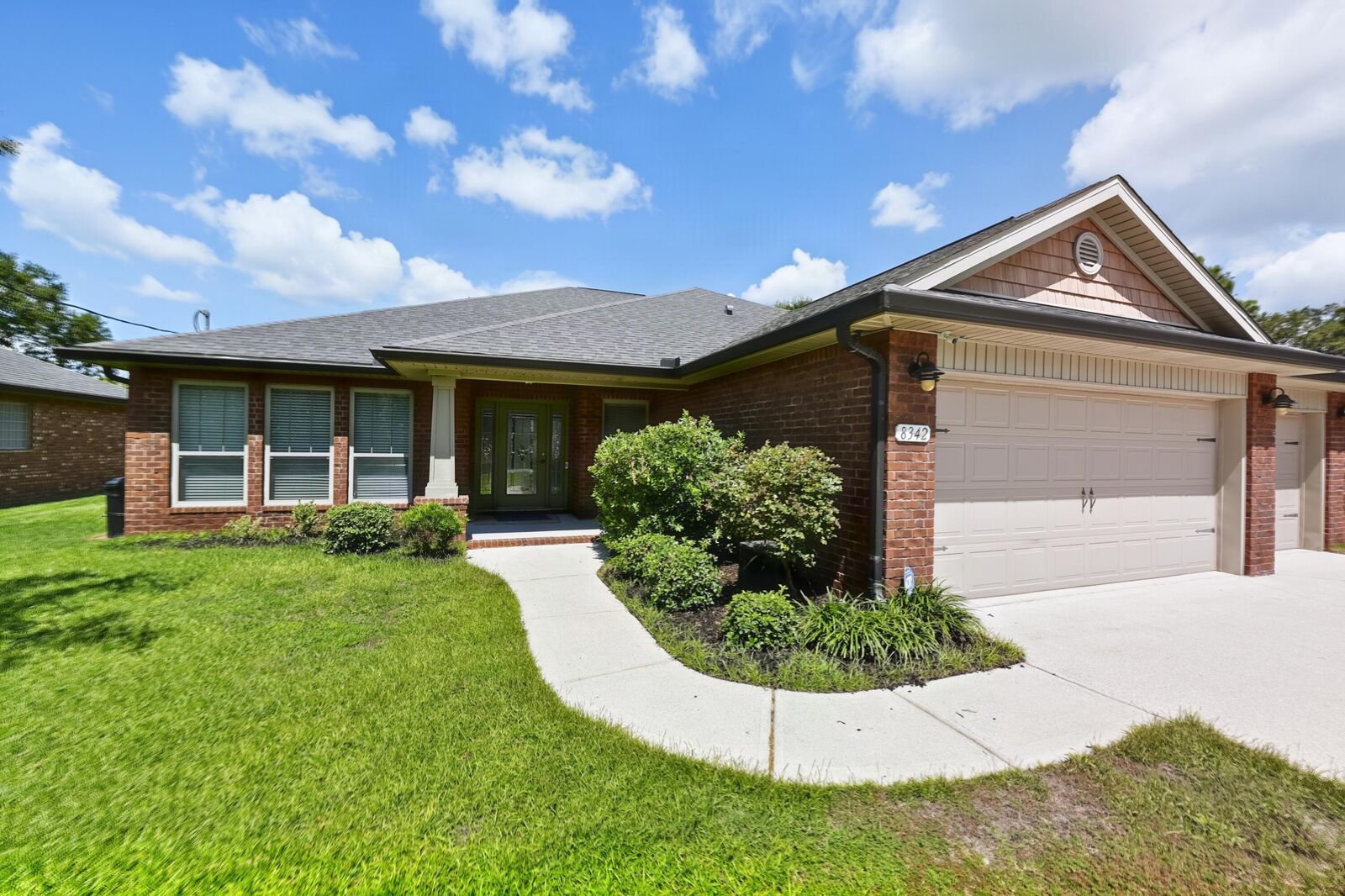Property Photo: 8342 Randall Drive FL 32566