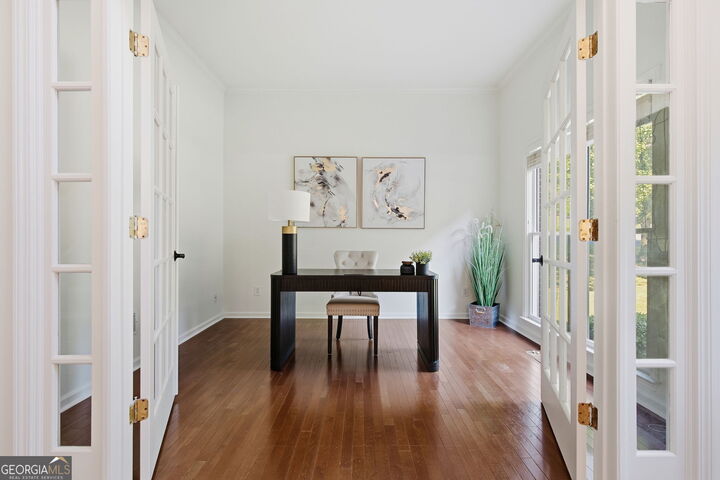 Property Photo: 2330 Rose Walk Drive GA 30005