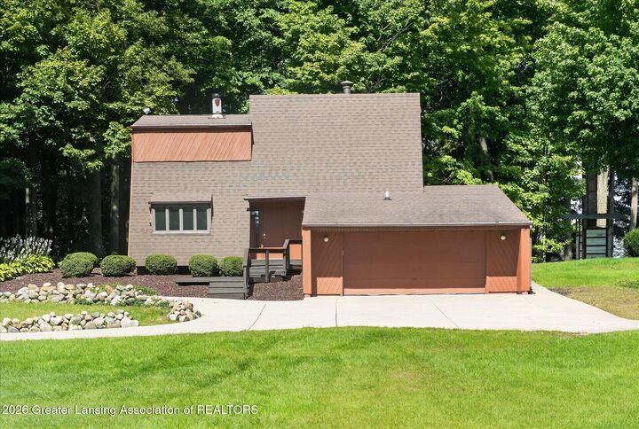 Property Photo: 3334 W Howell Road MI 48854