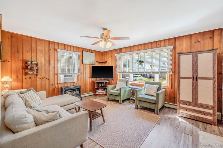 Property Photo:  7 Beacon Drive  NY 11789 