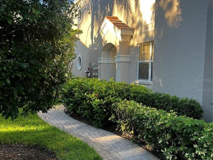 Property Photo:  5235 Parisienne Place 101B28  FL 34238 