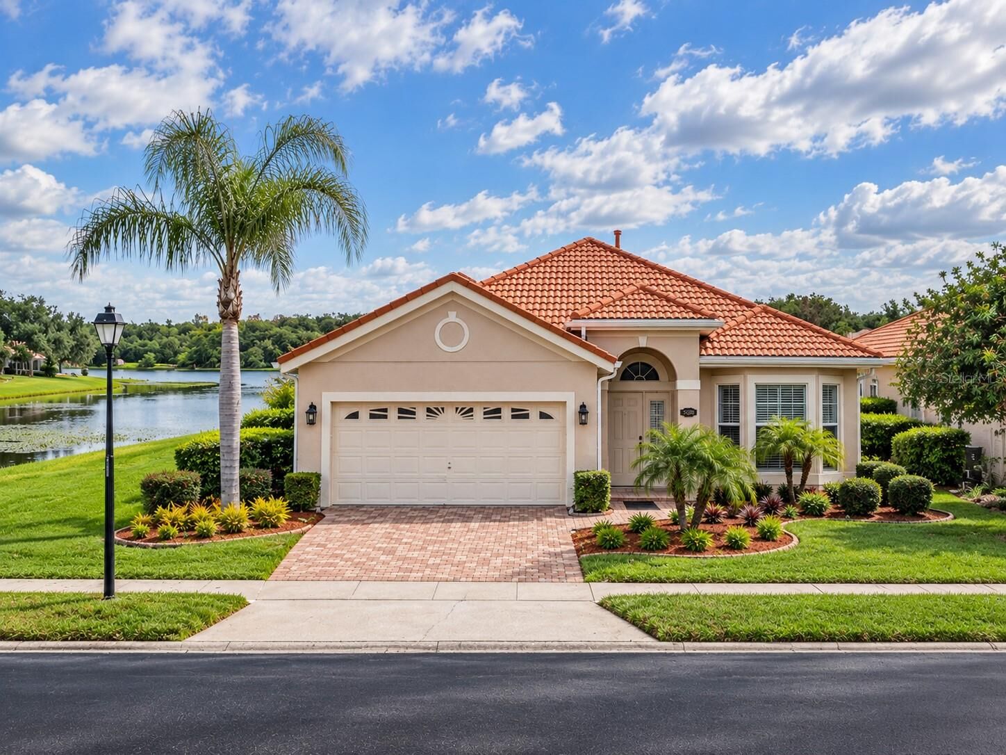 Property Photo:  5200 Watervista Drive  FL 32821 