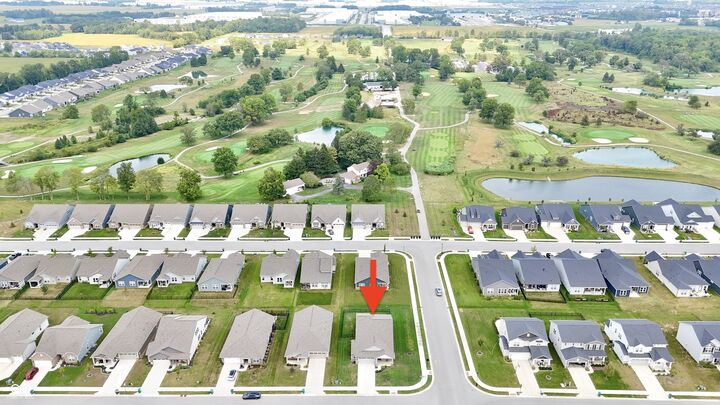 Property Photo: 5242 Pinehurst Court IN 46075