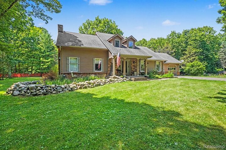 Property Photo:  3284 Pratt Road  MI 48455 9710 