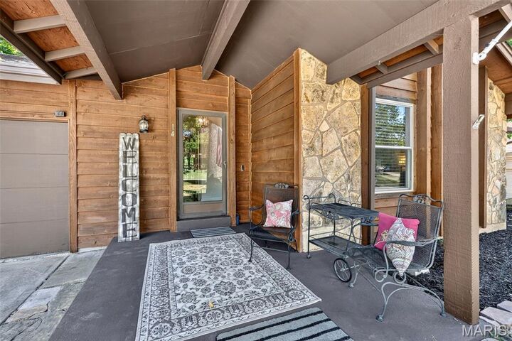 Property Photo: 14 Cedarview Court MO 63303