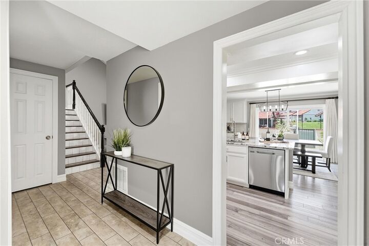 Property Photo:  1409 Arch Lane  CA 92648 
