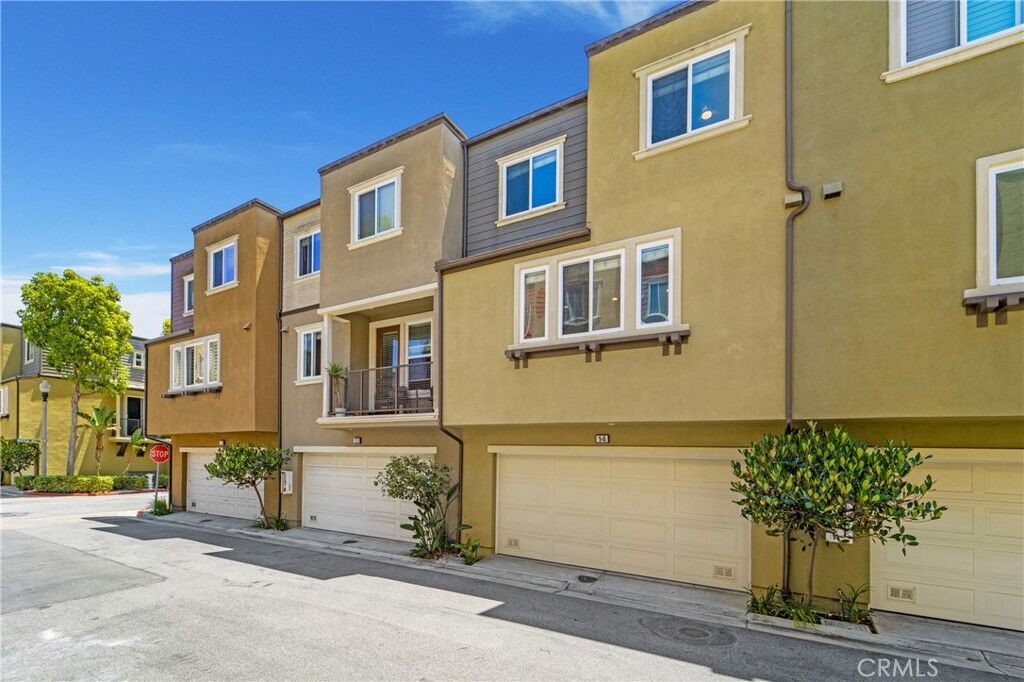 Property Photo: 14 Shellprint Court CA 92663