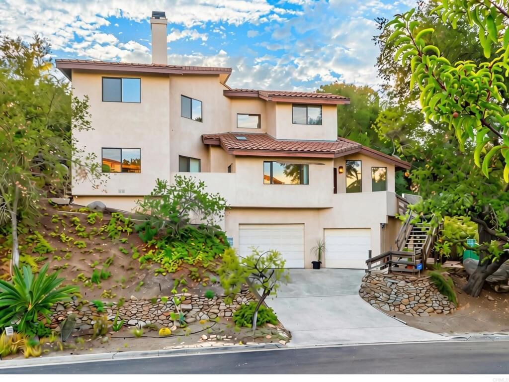 Property Photo: 28338 Meadow Glen Way W CA 92026