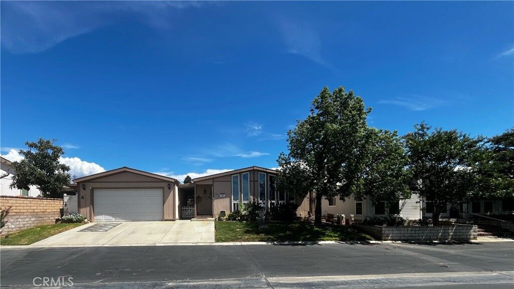 Property Photo:  10961 Desert Lawn #101  CA 92320 