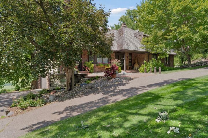 Property Photo: 101 Ardmore Drive MN 55422