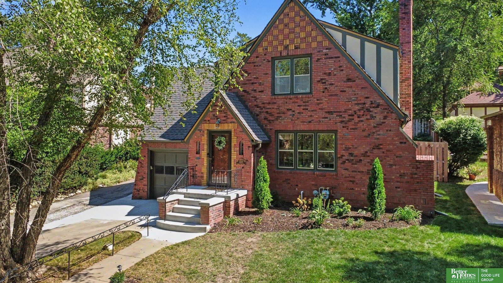 Property Photo: 305 S 57 Street NE 68132