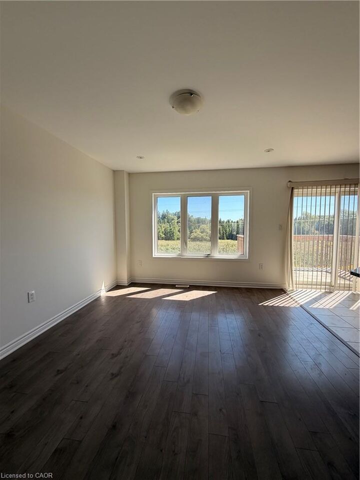 Property Photo:  143 Ridge Road 77  ON N3E 0E1 
