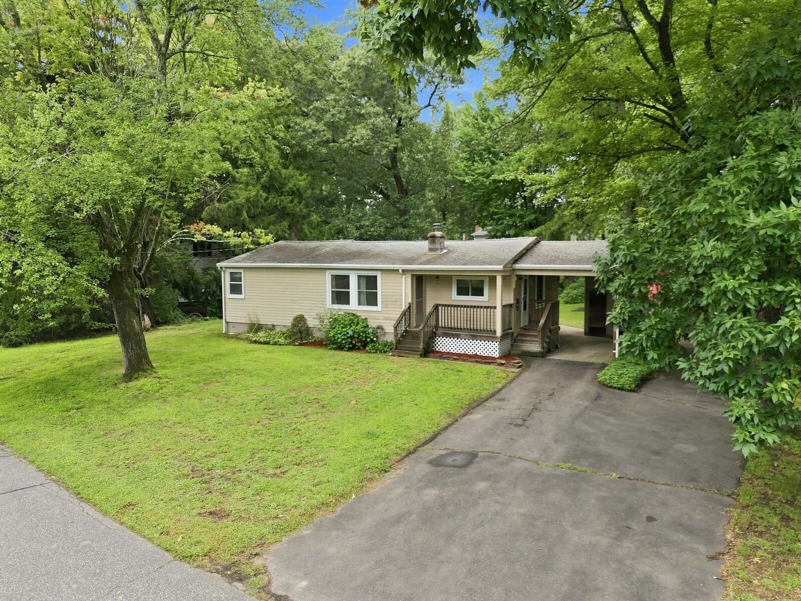 Property Photo: 36 Silver Lake Dr MA 01001