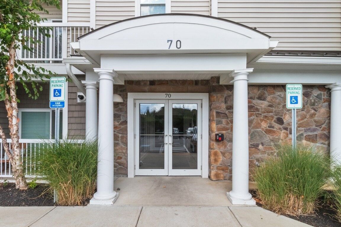 Property Photo:  70 Trotter Rd 4304  MA 02190 