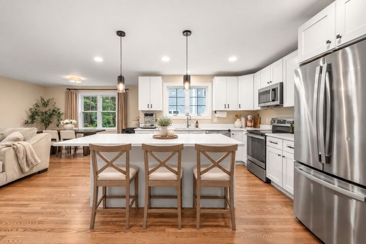Property Photo:  65 Castine St.  MA 01606 