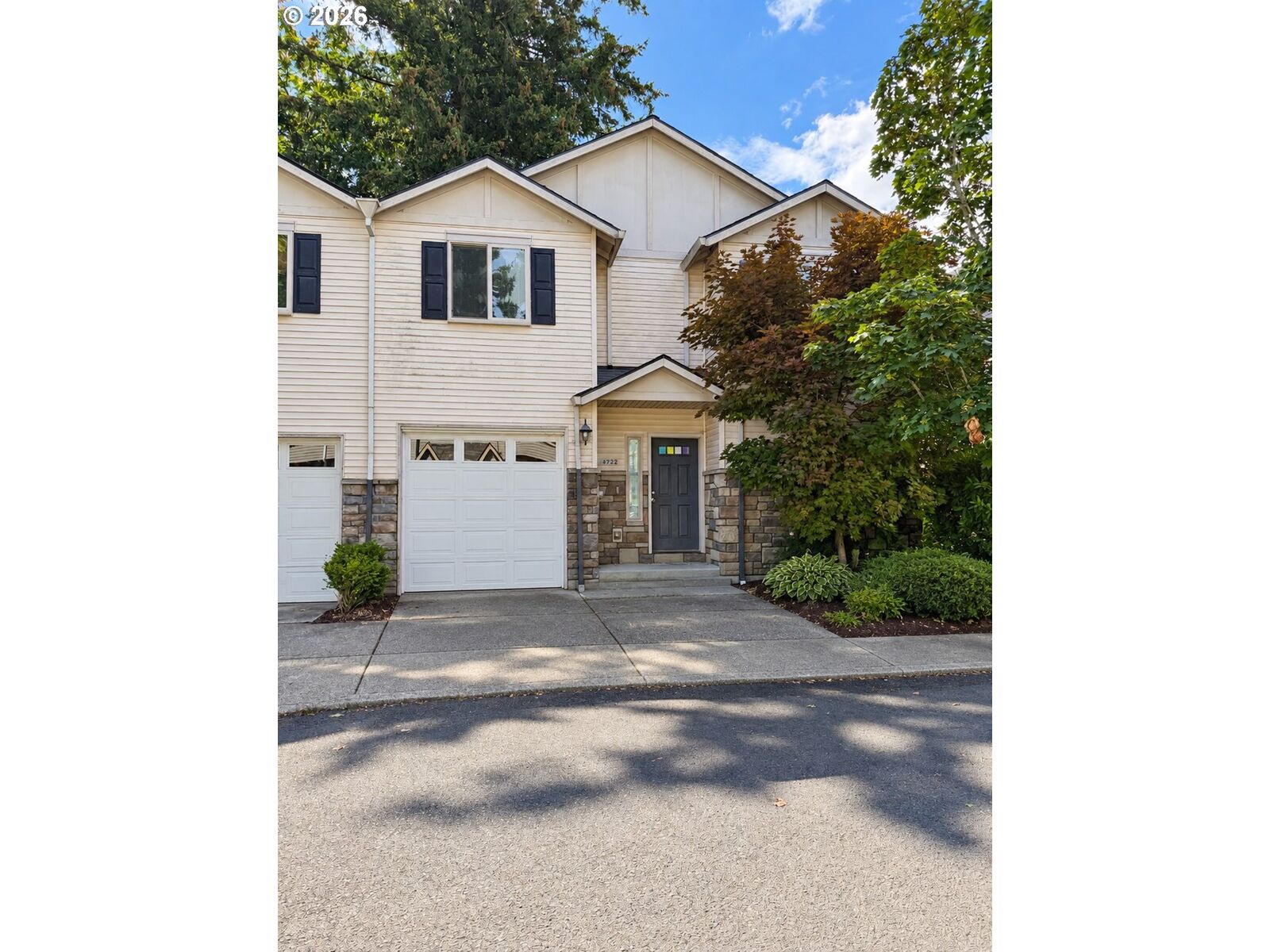 Property Photo:  14722 NE Flanders St  OR 97230 