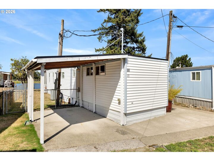 Property Photo:  296 Island Aire Dr 43  WA 98674 