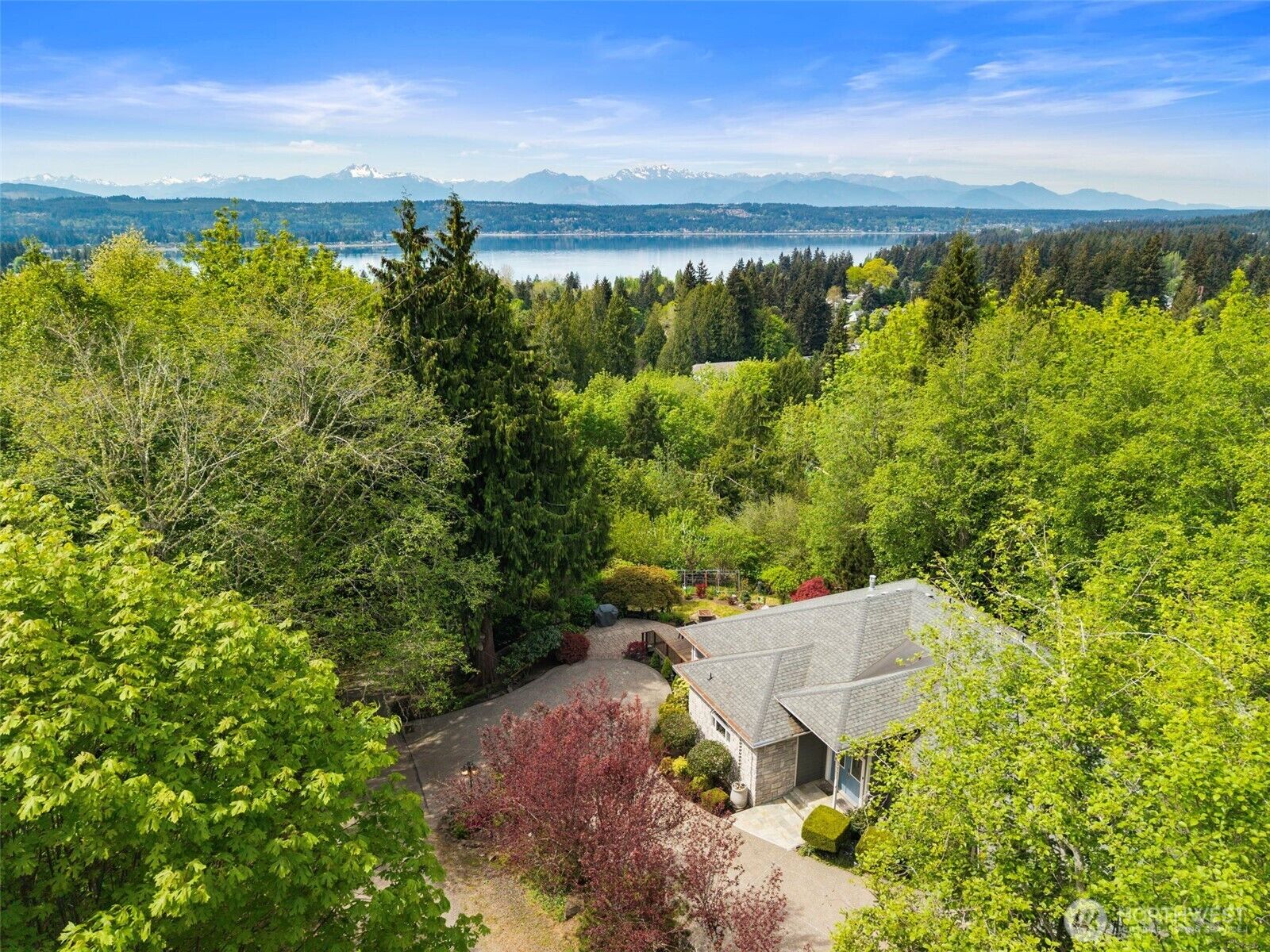 Property Photo: 144 NE Clearview Lane WA 98310