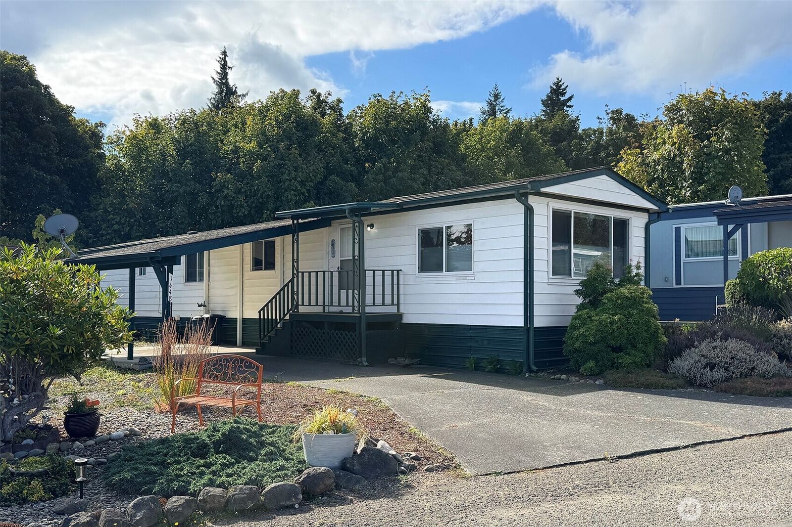 Property Photo:  1448  View Vista Park  WA 98362 
