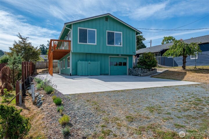Property Photo: 303 NE 6th Street WA 98239