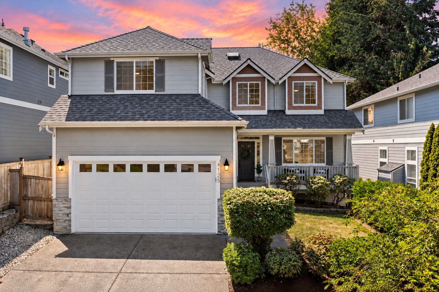 Property Photo: 4125 NE 27th Place WA 98059