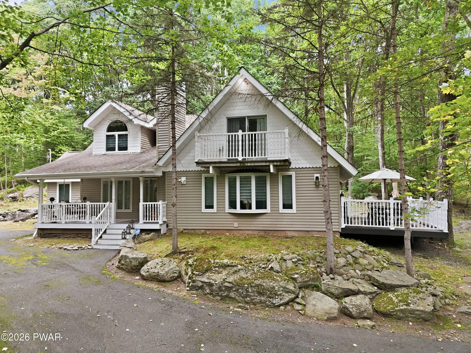 Property Photo:  128 Gaskin Drive  PA 18428 